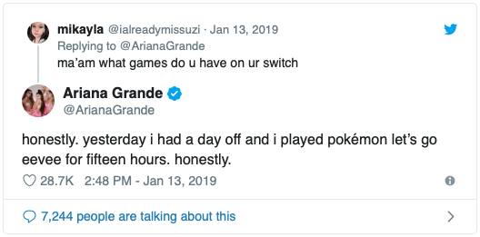 ¡Ariana Grande elige tatuarse un Pokémon! ? 2