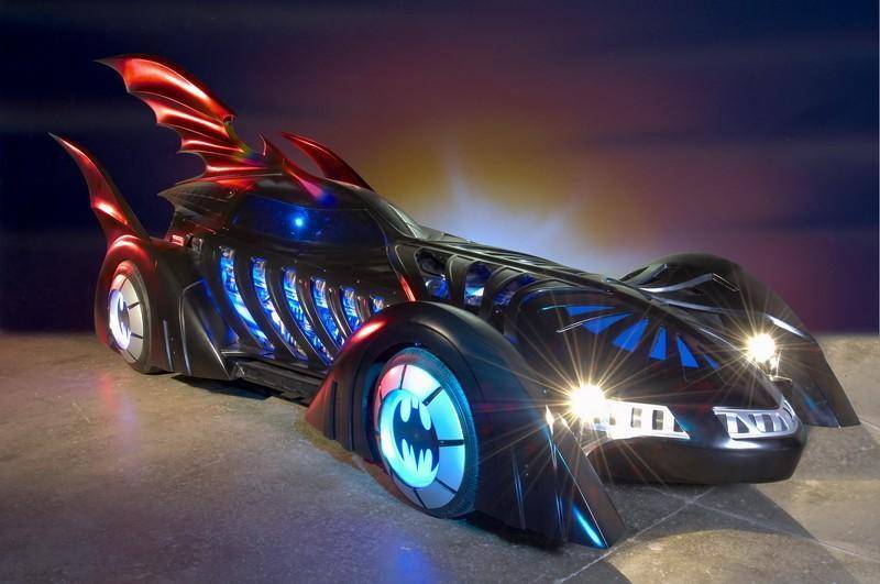 H. R. Giger diseñó un Batimóvil para Batman Forever 1