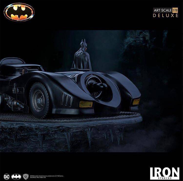 Iron Studios presenta edición especial de Batman y Batmobile 3