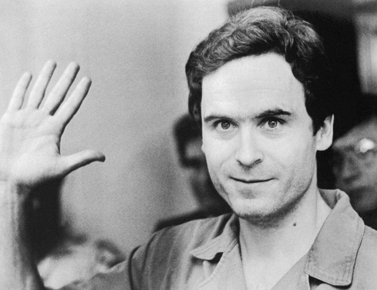 Ted Bundy (Póster)