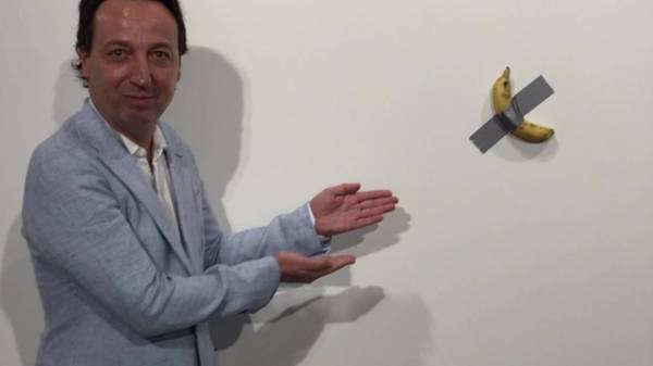 Art Basel: Una banana pegada a la pared se vende en $120 mil dólares 1