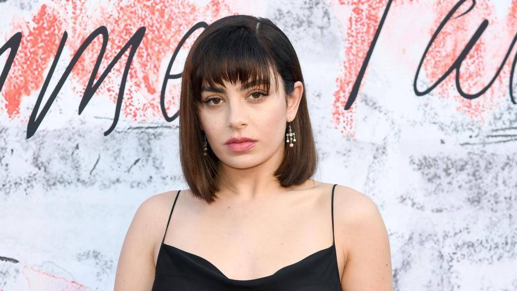 Charli XCX se presentará en Plaza Condesa en la CDMX este 2020