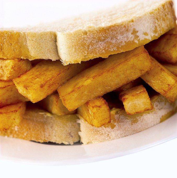 Burguer king, papas, chip butty