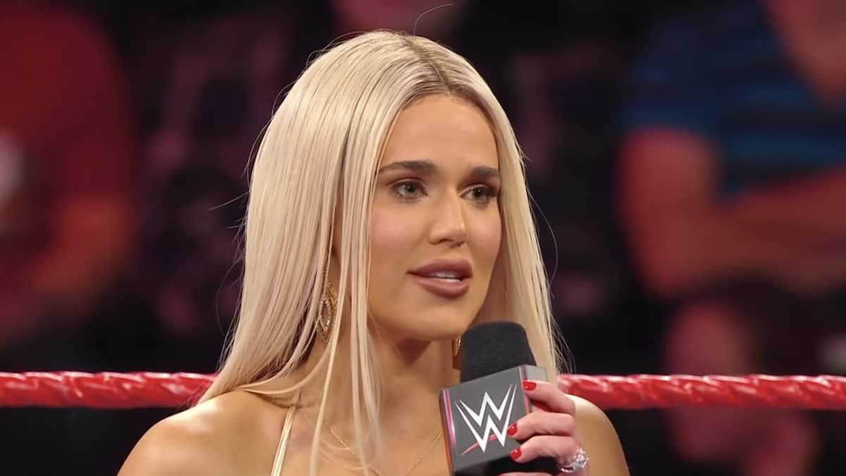 La madre de la superestrella de WWE Lana en cuidados intensivos por COVID-19 3