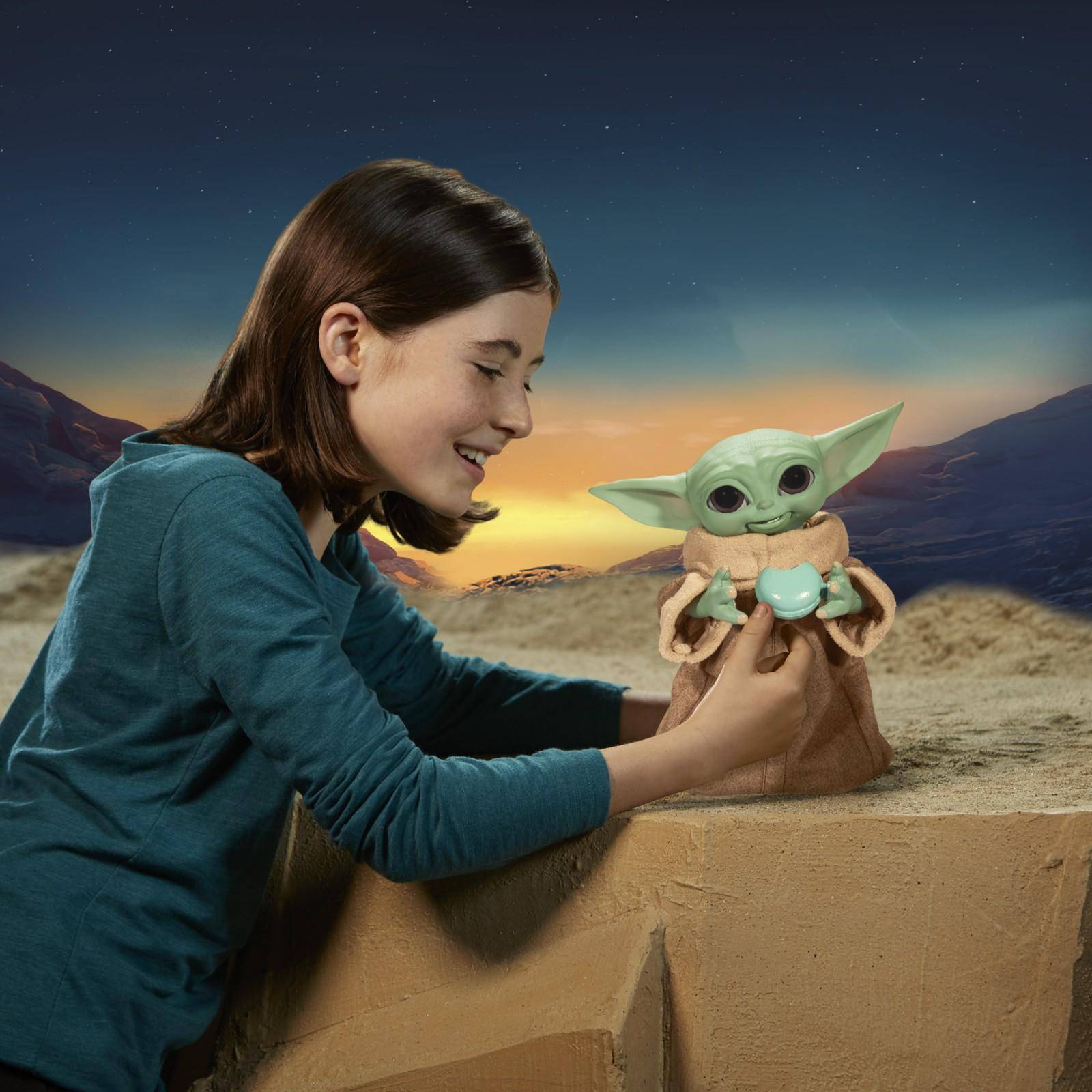 "Baby Yoda" regresa de la mano de Hasbro 3