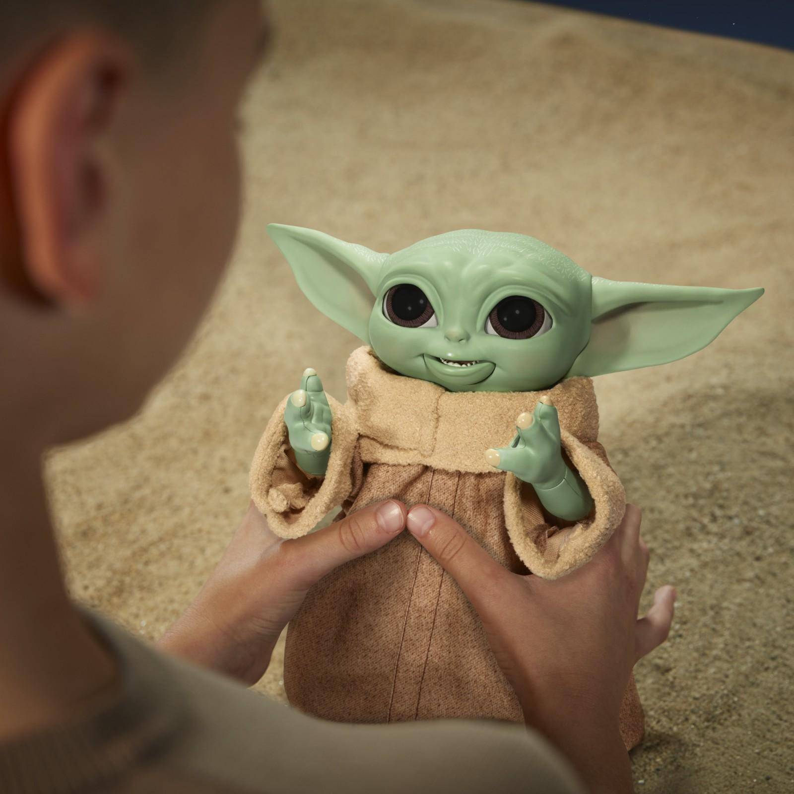 "Baby Yoda" regresa de la mano de Hasbro 1