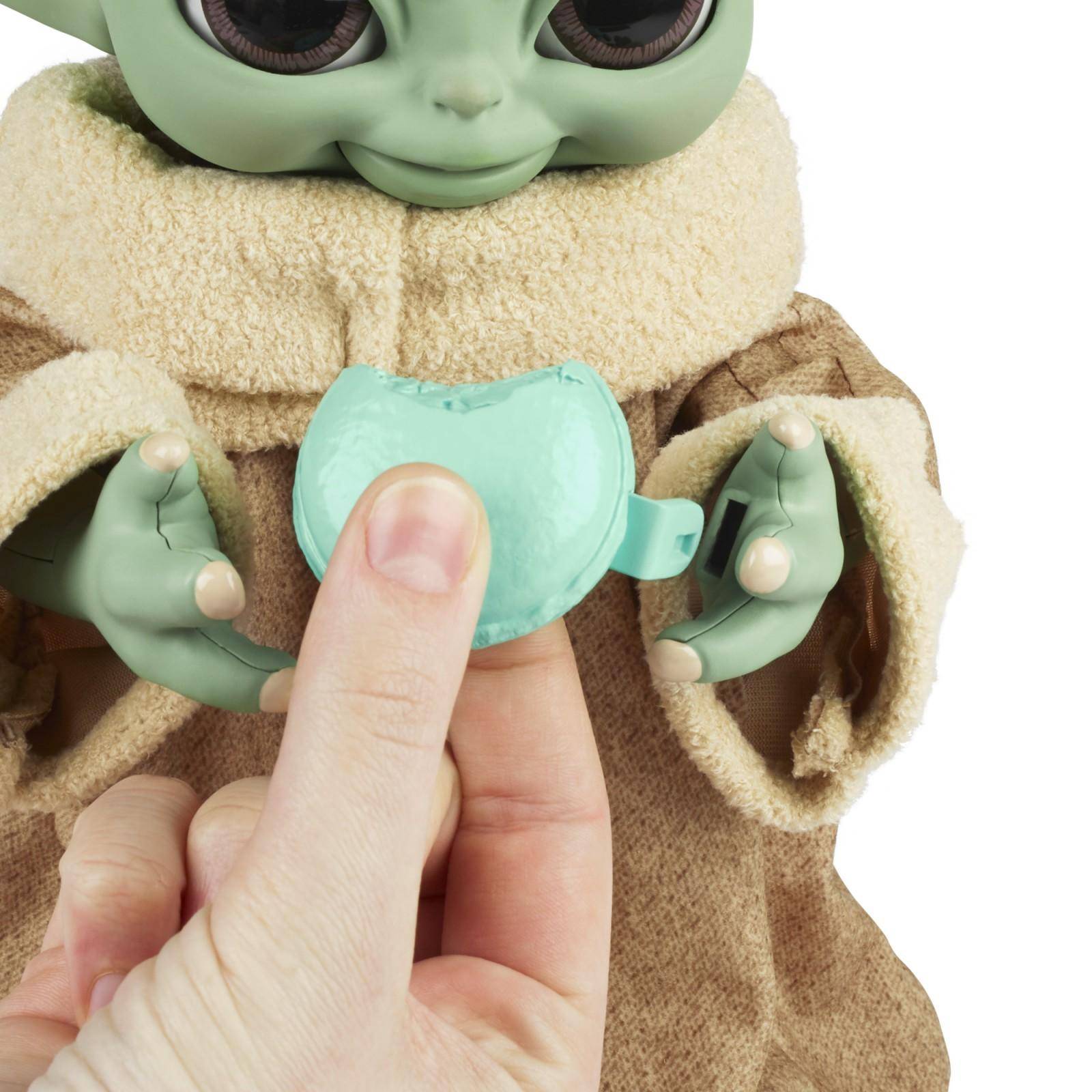 "Baby Yoda" regresa de la mano de Hasbro 10