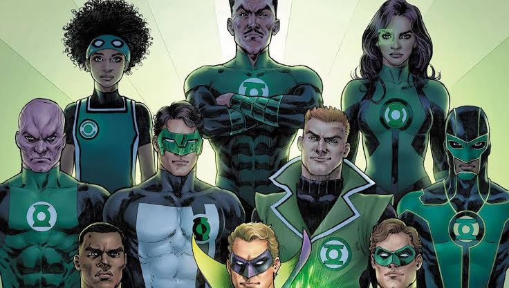 Jeremy Irvine llegará como Green Lantern