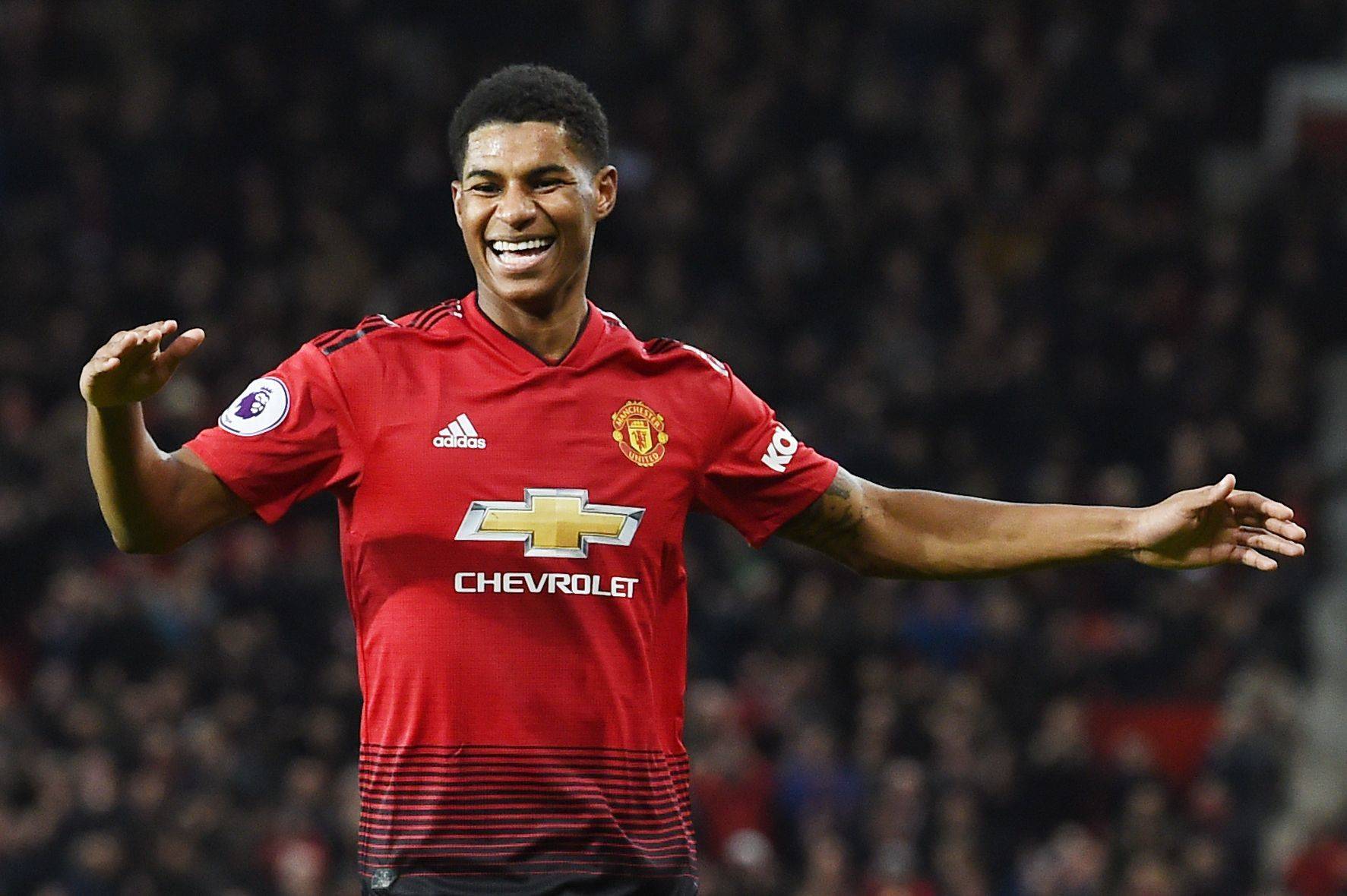 Marcus Rashford, jugador del Manchester United, hace realidad el sueño de un niño