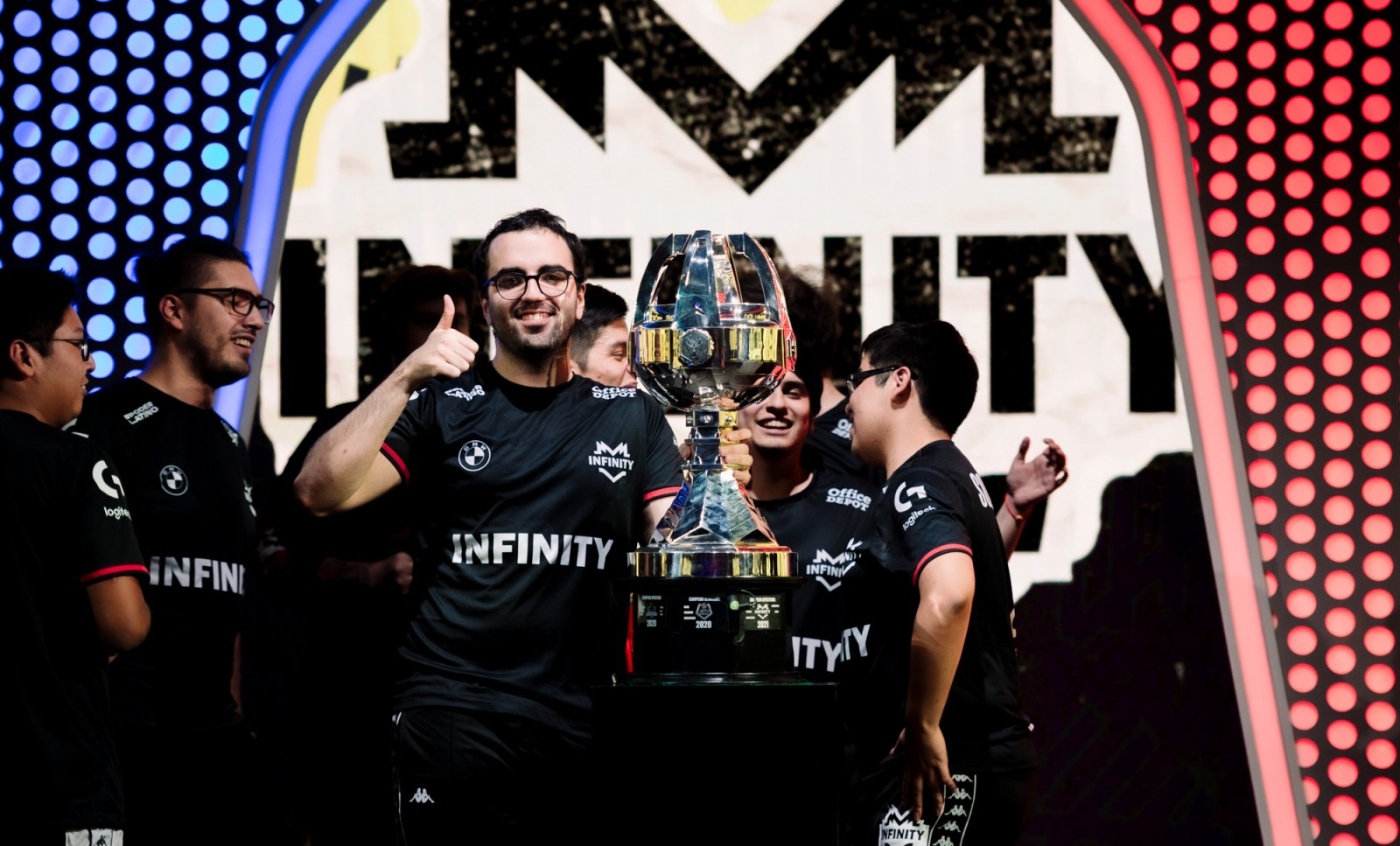INFINITY se corona como bicampeón de la Liga Latinoamericana de League of Legends 6