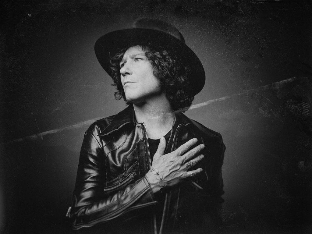 Enrique Bunbury, Heroes del Silencio