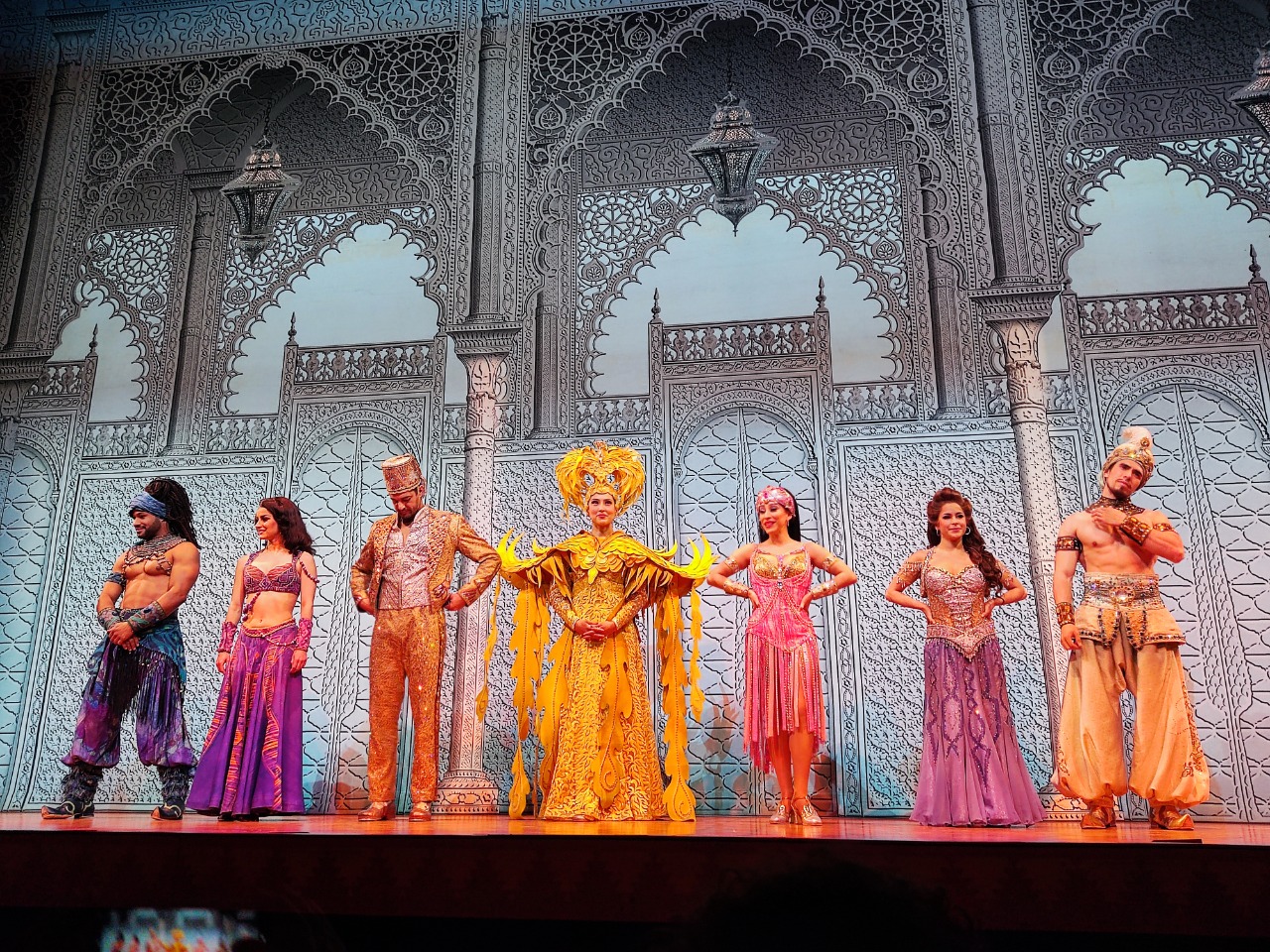 ¡La magia detrás de Aladdin de Broadway! 5