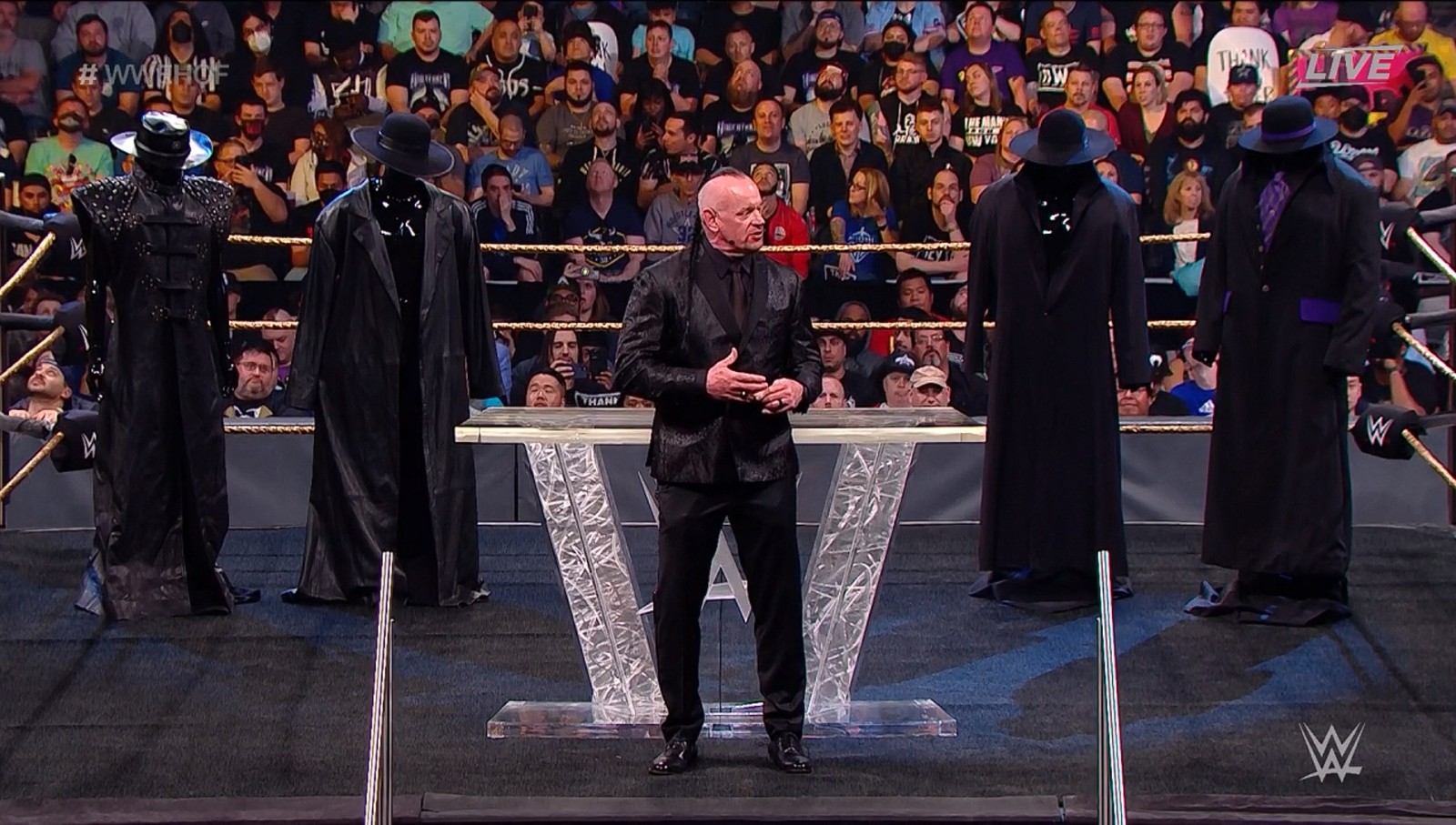 WWE: The Undertaker es inducido en el Hall of Fame 2022 en una emotiva ceremonia 1