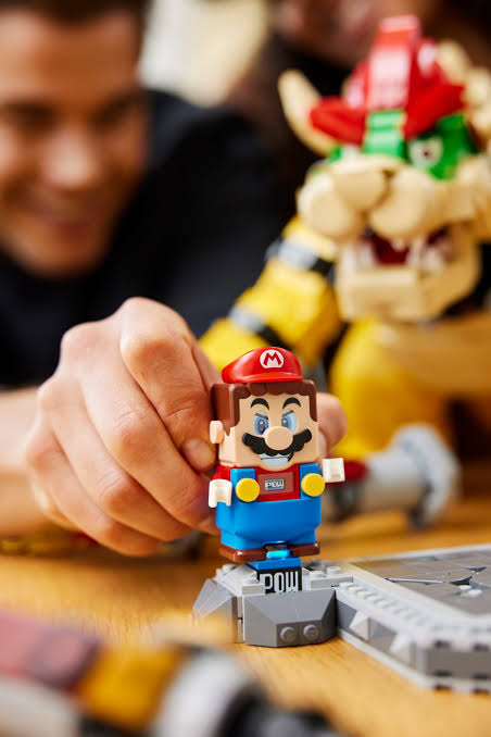 LEGO Super Mario sigue creciendo y ahora le da la bienvenida al rey de los Koopas, Bowser.