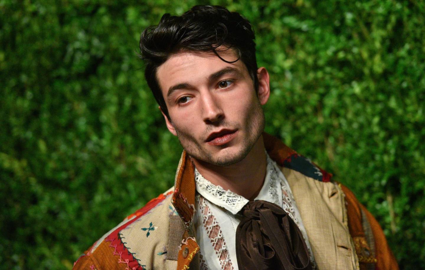 Ezra Miller, estrella de ‘The Flash’, es acusado de robo en Vermont