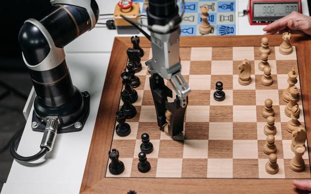 ¡WTF! Robot ataca niño de 7 años durante un torneo de ajedrez 1