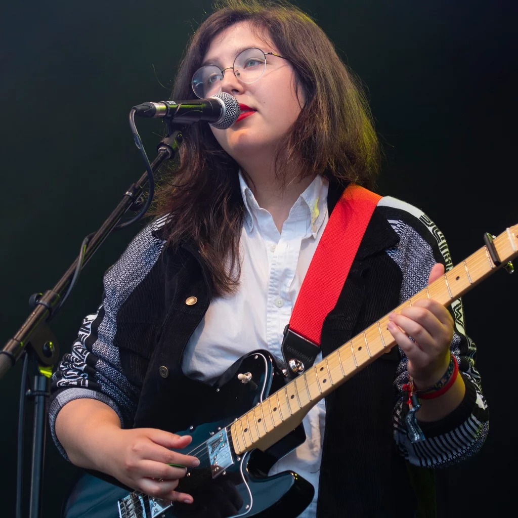 ¡Lucy Dacus nos deleitará con su voz en el Auditorio BB el 5 de diciembre!