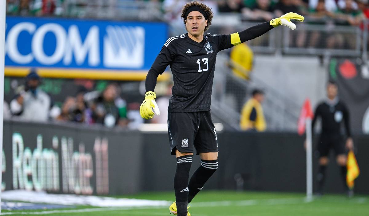 Guillermo Ochoa es nombrado embajador de eFootball