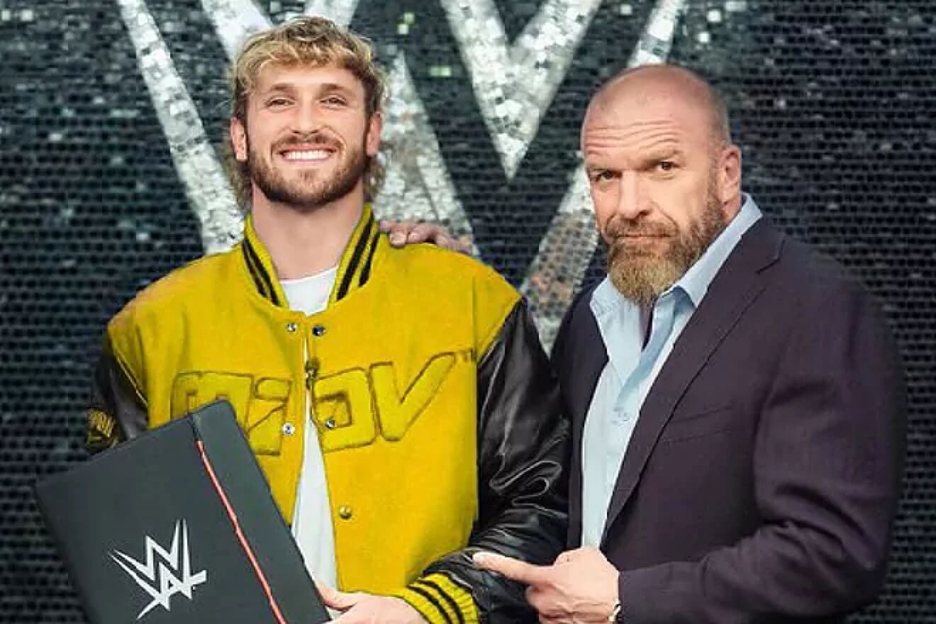 Logan Paul renueva contrato con WWE con polémica foto incluida 7