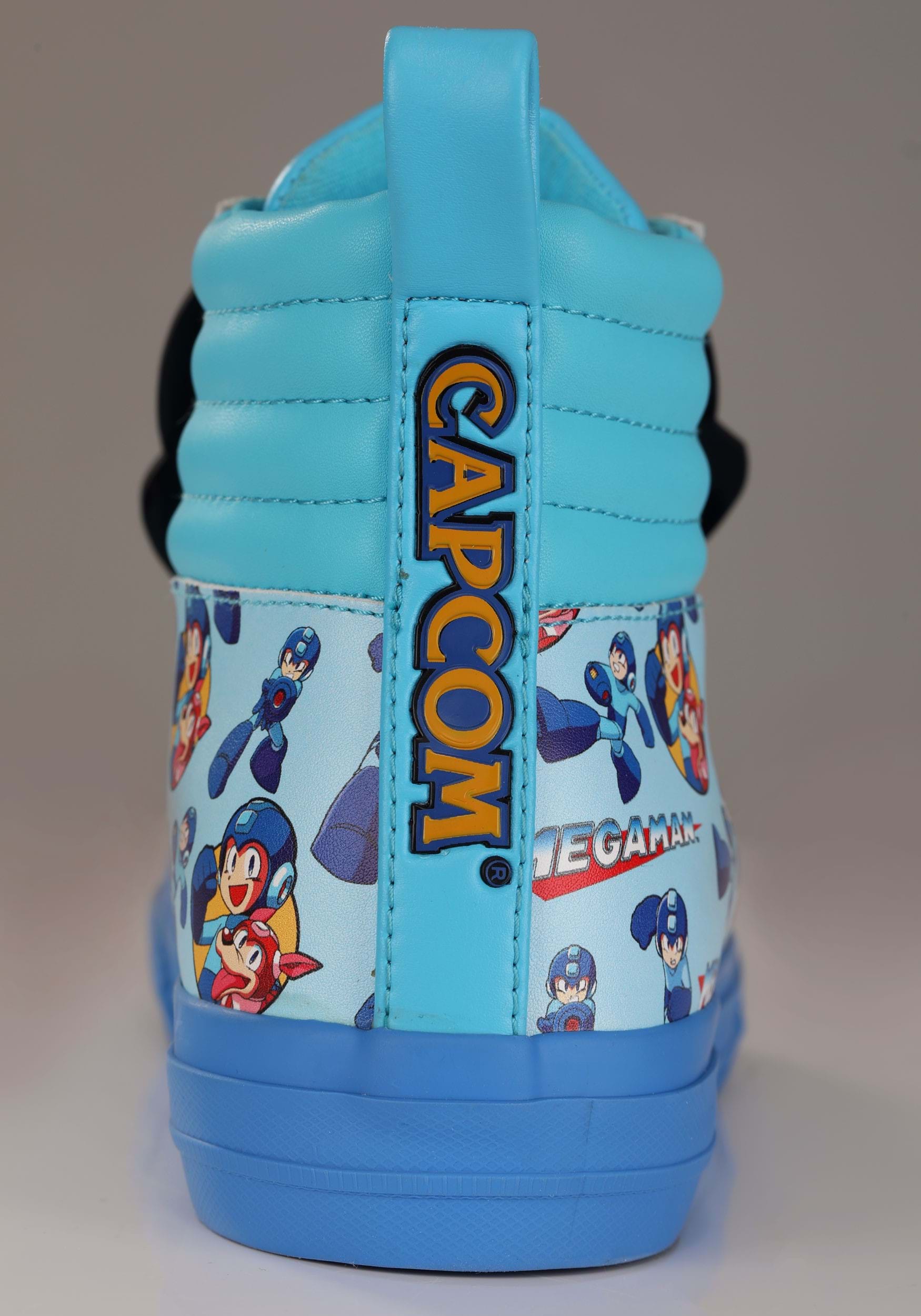 Mega Man: ¡Las pantuflas y tenis oficiales llegarán en 2023! 6