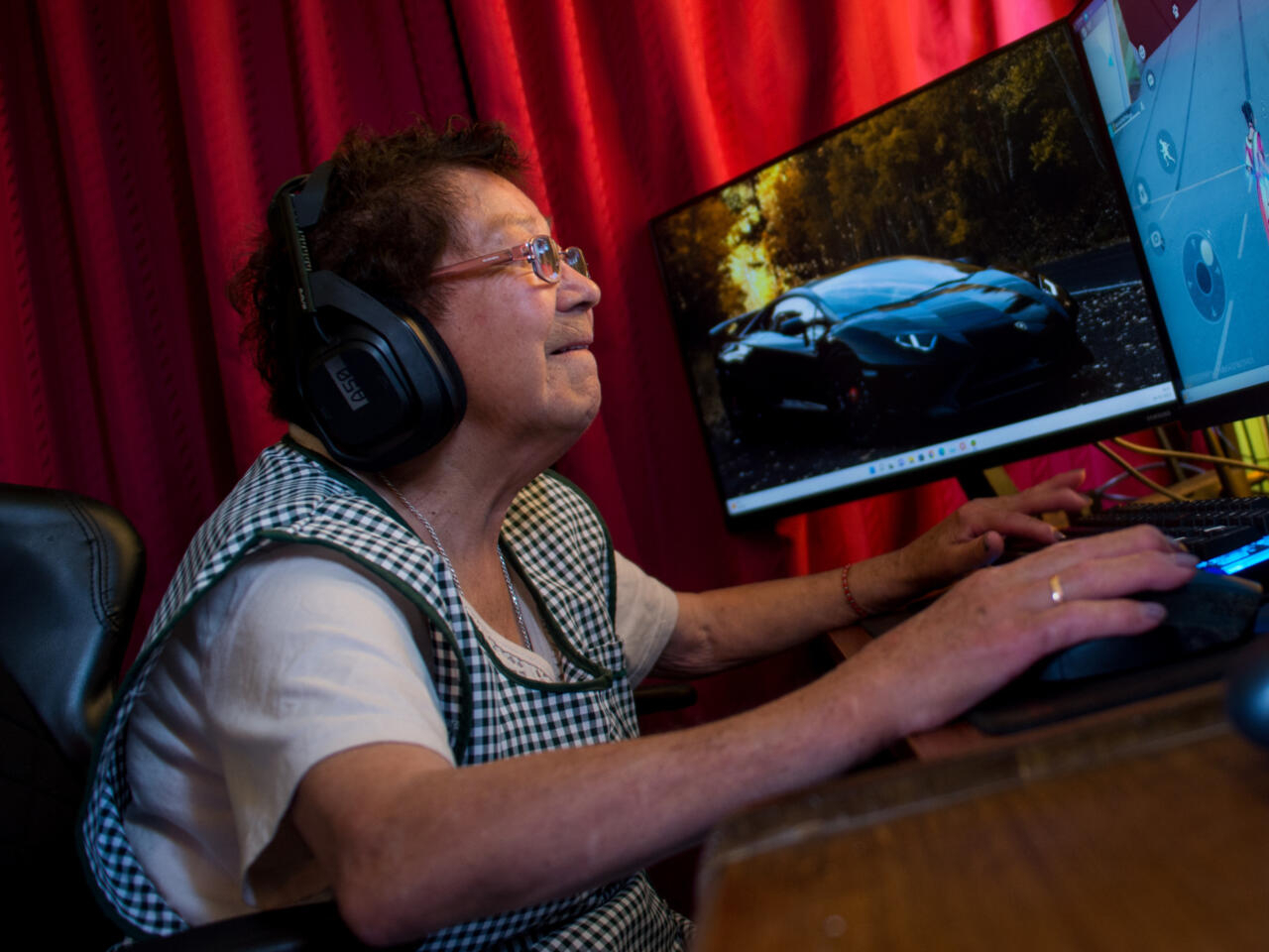 Conoce a ‘Mami Nena’, gamer de 81 años que venció a la depresión gracias a Free Fire