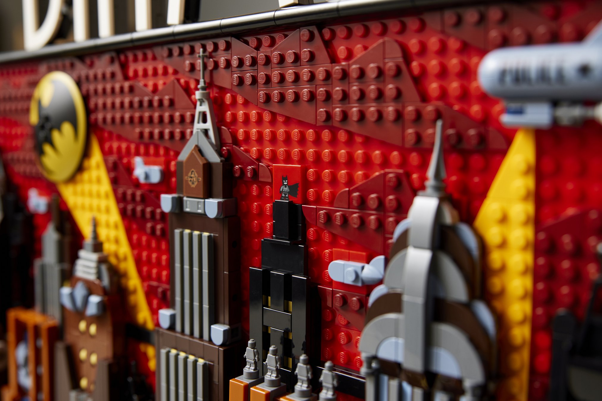LEGO celebra los 85 años de Batman con un nuevo set 8