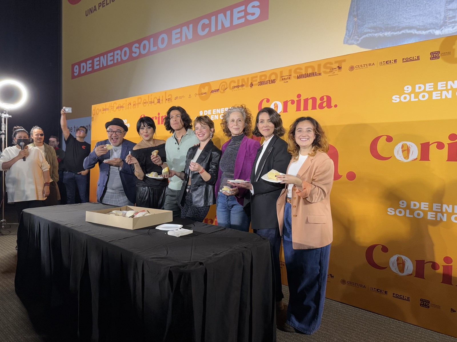 Elenco Corina Rosca de Reyes