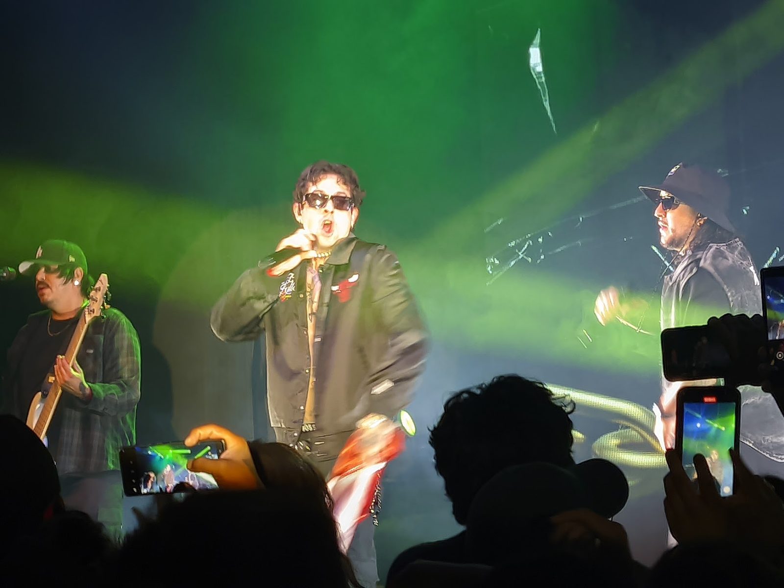 Ladrones: Una Noche llena de Flow Pesado 11 Ladrones: Una Noche llena de Flow Pesado 10