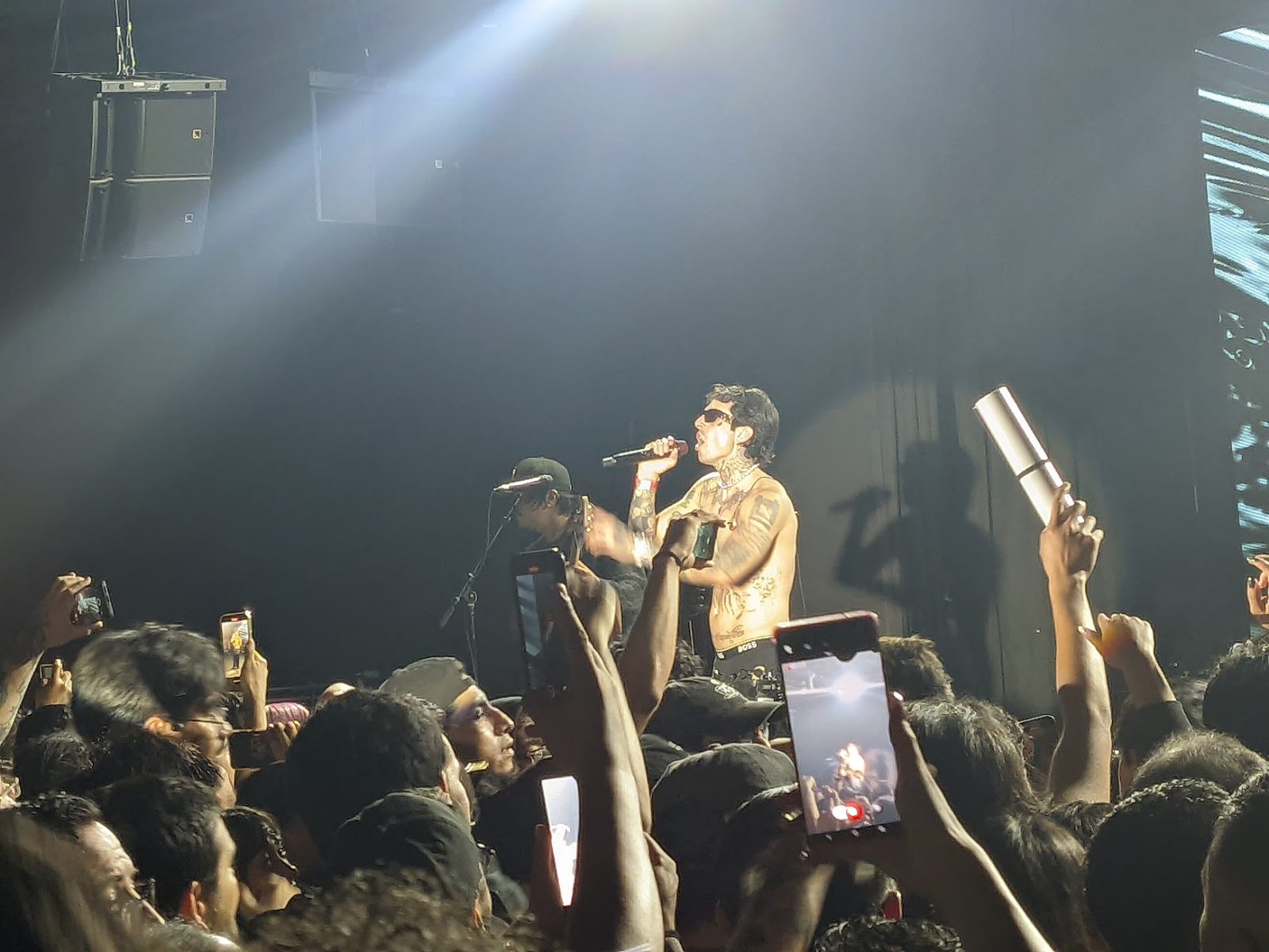Ladrones: Una Noche llena de Flow Pesado 21 Ladrones: Una Noche llena de Flow Pesado 20