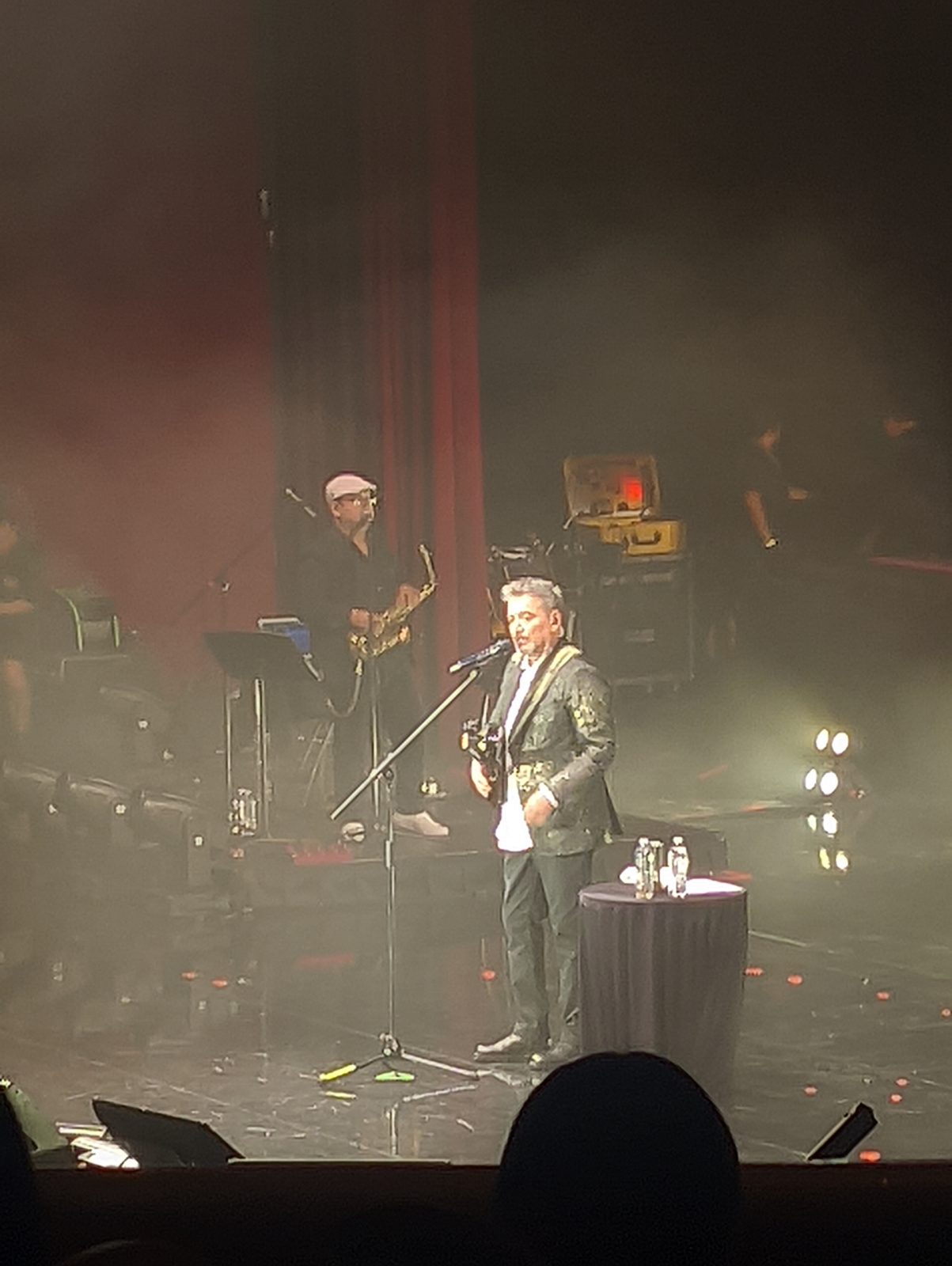 Raúl Ornelas cautivó el Auditorio Nacional 3