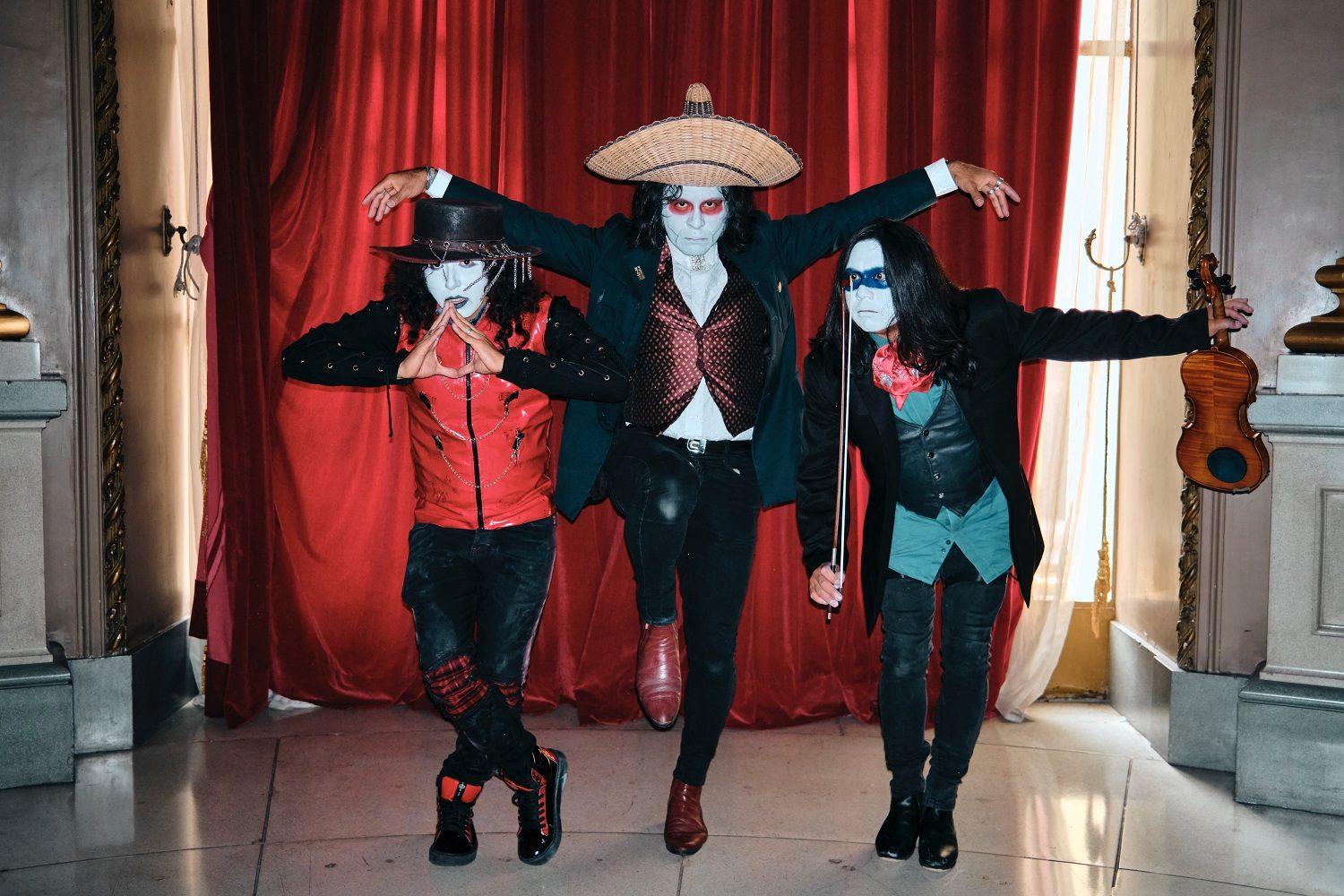 Circo, magia, ritual y disco: La Bande-Son Imaginaire está por llegar al metropólitan 3 La Bande-Son Imaginaire
