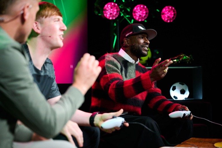 EA Sports FC 26 lanza su primer directo con grandes íconos del Futbol 2