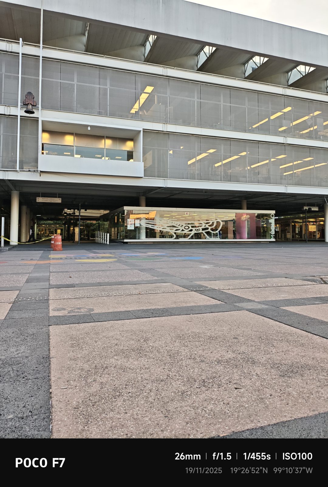 Review : POCO F7 9 Review : POCO F7 8