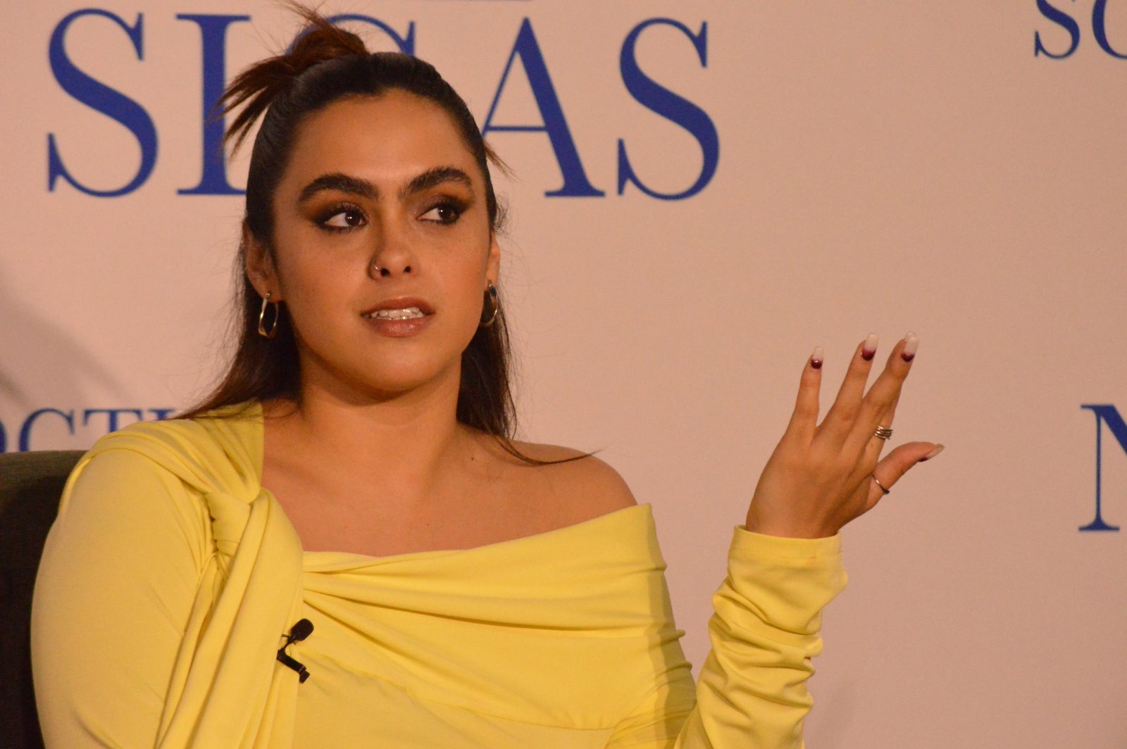 Reseña: No Me Sigas 5