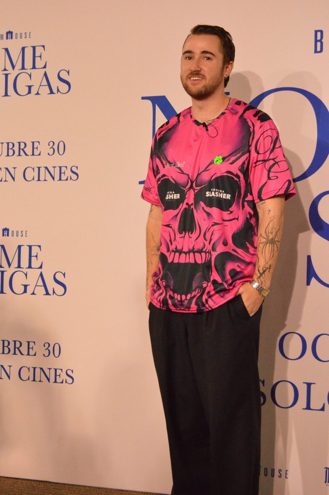 Reseña: No Me Sigas 8