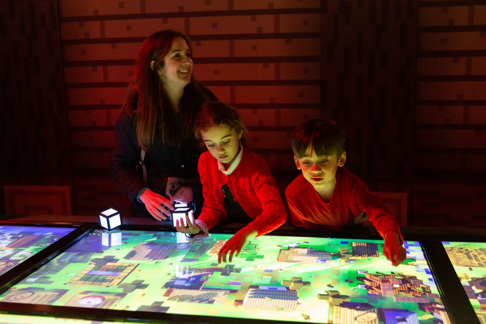 Minecraft Experience: Villager Rescue alista su esperada llegada a México  1