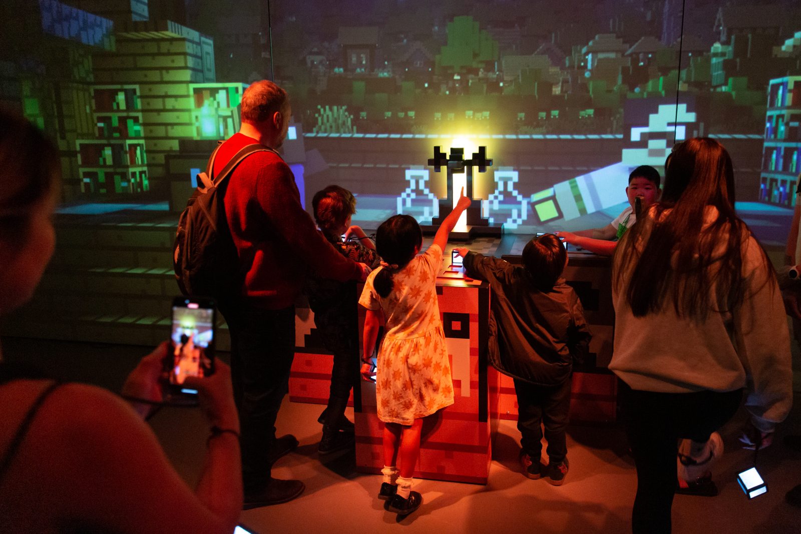 Minecraft Experience: Villager Rescue alista su esperada llegada a México  2