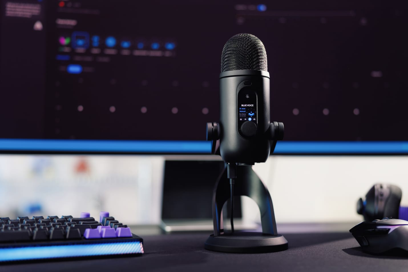 Logitech nos muestra sus nuevos dispositivos, Incluyendo el Yeti 2 y el nuevo Pro Gear 19 Logitech nos muestra sus nuevos dispositivos, Incluyendo el Yeti 2 y el nuevo Pro Gear 18