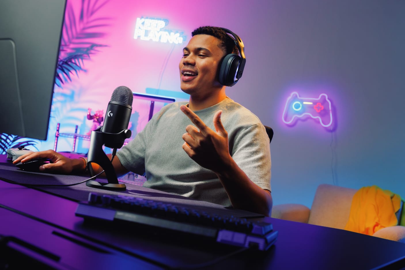 Logitech nos muestra sus nuevos dispositivos, Incluyendo el Yeti 2 y el nuevo Pro Gear 17 Logitech nos muestra sus nuevos dispositivos, Incluyendo el Yeti 2 y el nuevo Pro Gear 16